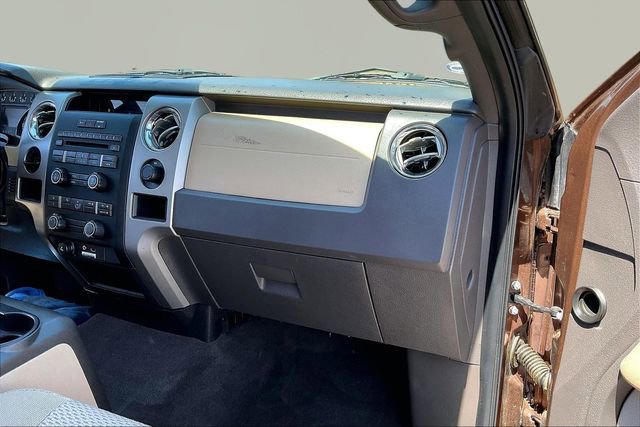 Used 2012 Ford F150 XLT w/ XLT Chrome Pkg image 17