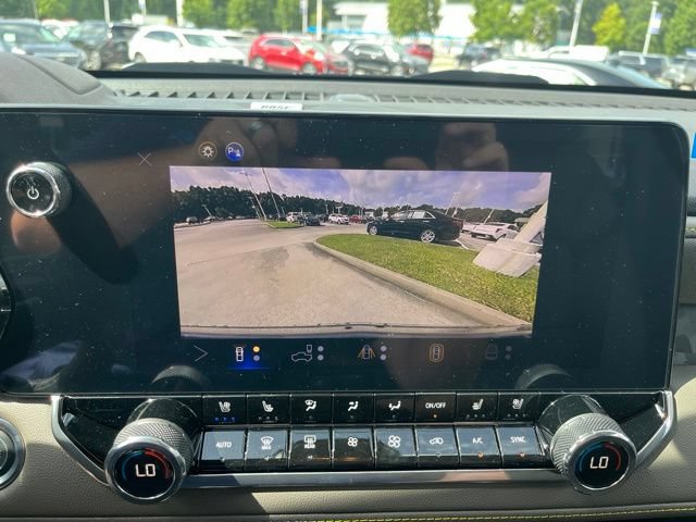 New 2026 Chevrolet Colorado ZR2 w/ Technology Package AWD/4WD image 31
