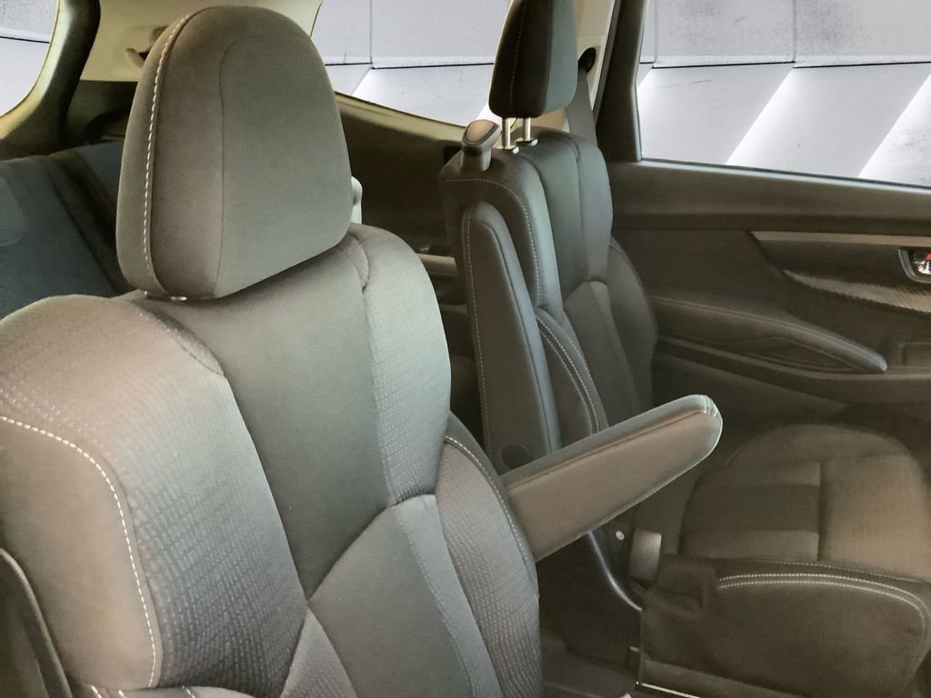 Used 2025 Subaru Ascent Premium image 16