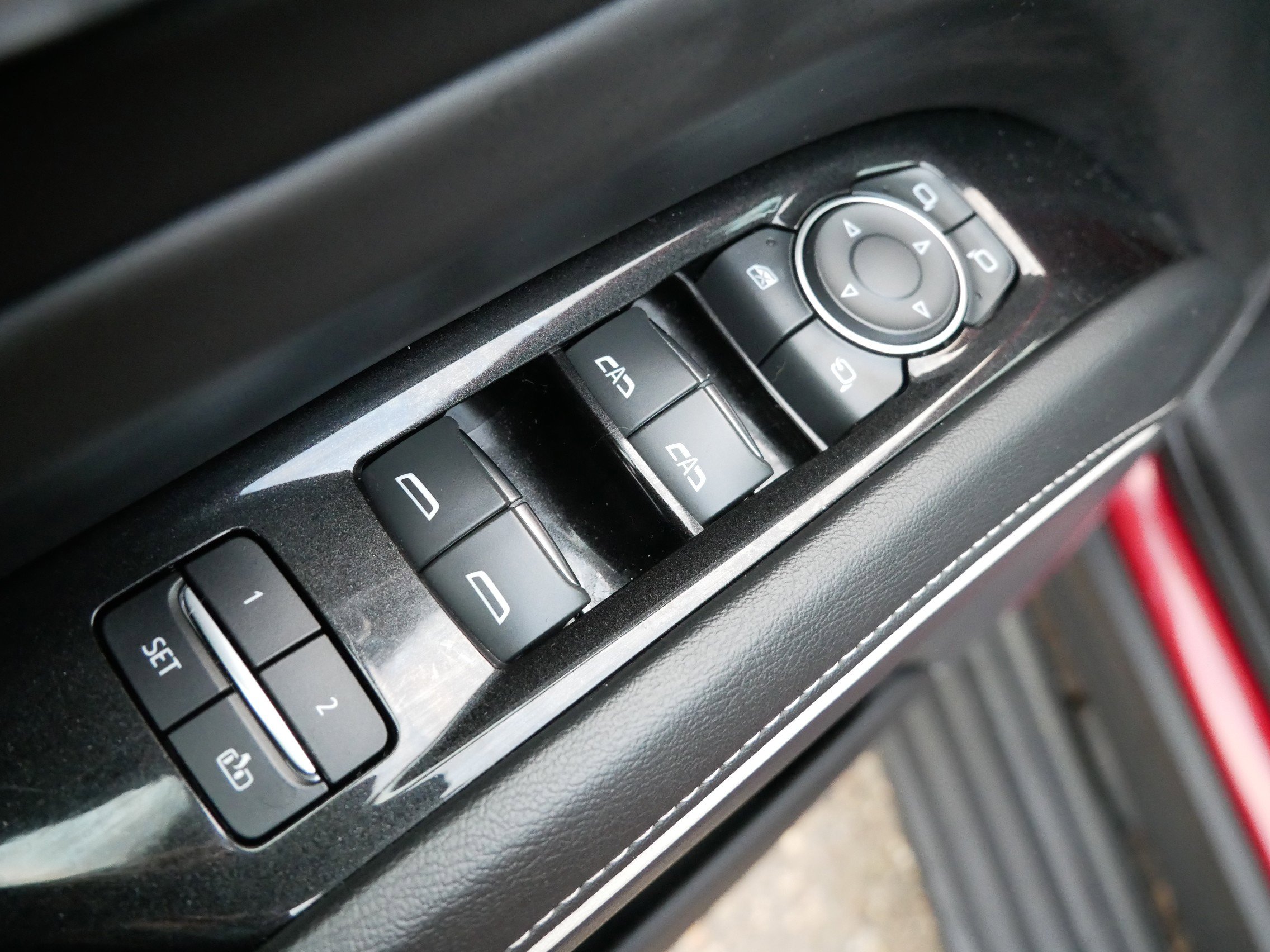 Used 2023 Cadillac Escalade Premium Luxury w/ Performance Package image 14