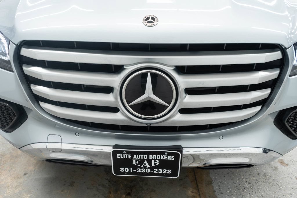 Used 2025 Mercedes-Benz GLS 450 4MATIC image 55