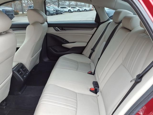 Used 2021 Honda Accord Touring image 6
