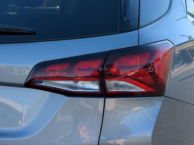 Used 2024 Chevrolet Equinox LT image 11