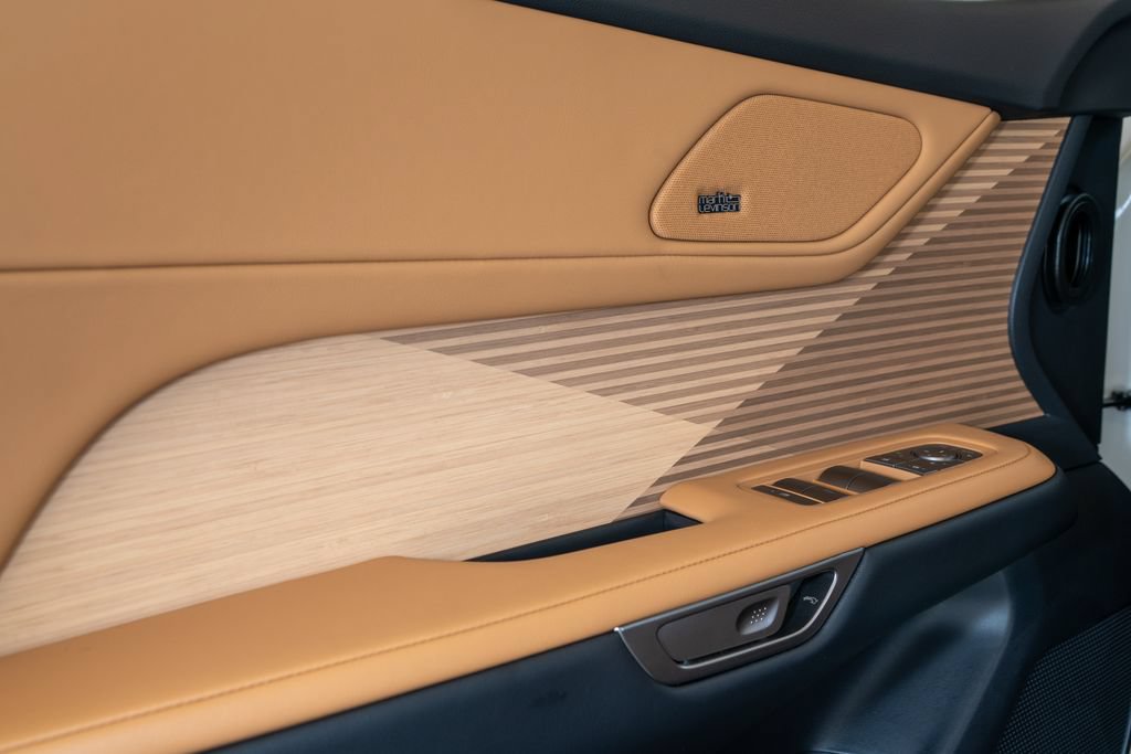 New 2026 Lexus ES 350e FWD image 31