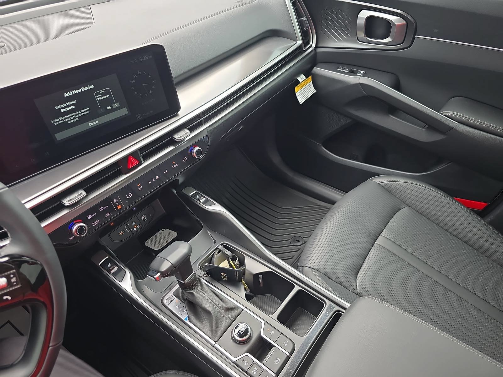 New 2026 Kia Sorento S w/ S Panoramic Sunroof Package FWD image 24