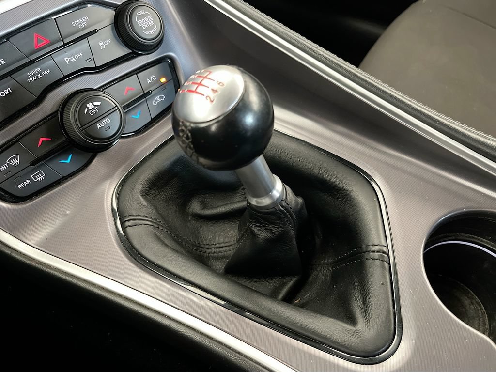 Used 2020 Dodge Challenger R/T w/ Shaker Package RWD image 17