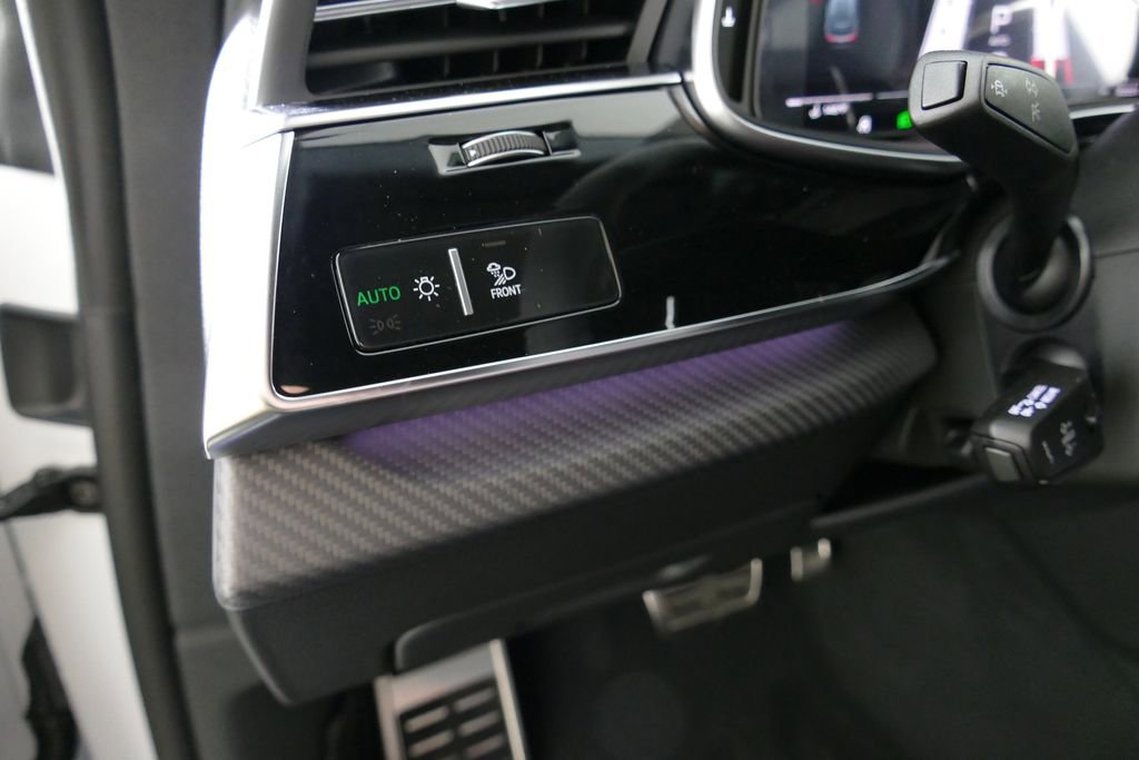 New 2026 Audi RS Q8 performance AWD/4WD image 18