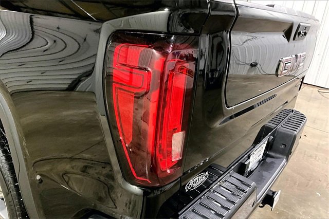 Used 2023 GMC Sierra 1500 Denali w/ Denali Reserve Package image 8