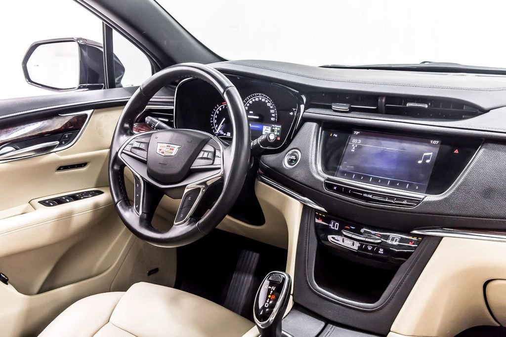 Used 2019 Cadillac XT5 Luxury FWD image 21