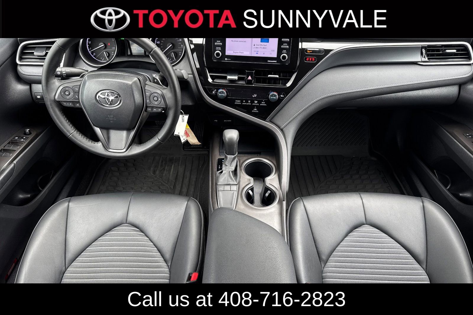 Used 2023 Toyota Camry SE image 5