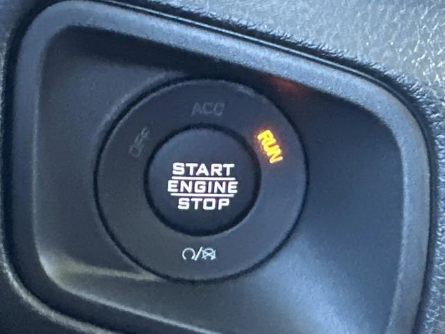 New 2025 Jeep Gladiator Willys image 29