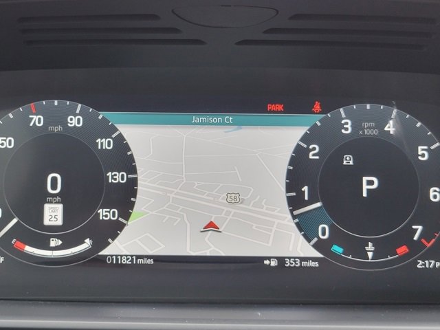 Used 2024 Land Rover Discovery Dynamic SE image 30