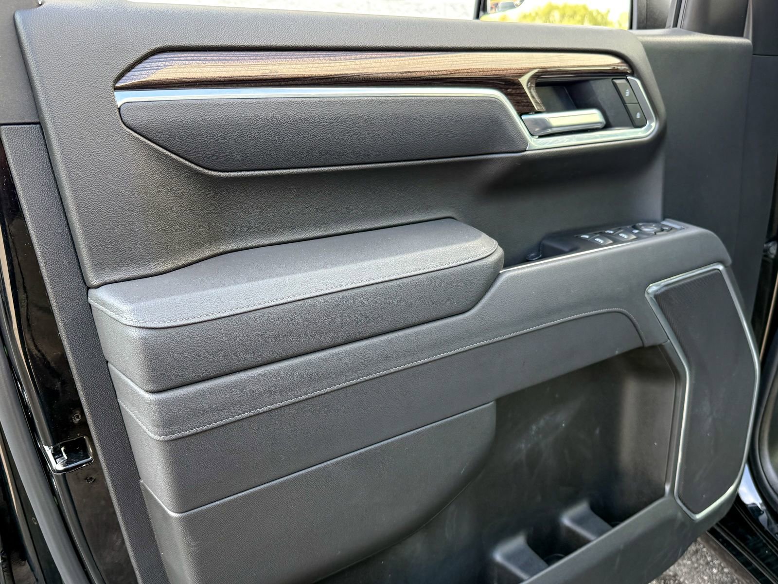 Certified 2026 Chevrolet Silverado 1500 LT AWD/4WD image 16