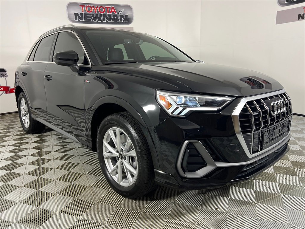 Used 2024 Audi Q3 2.0T Premium