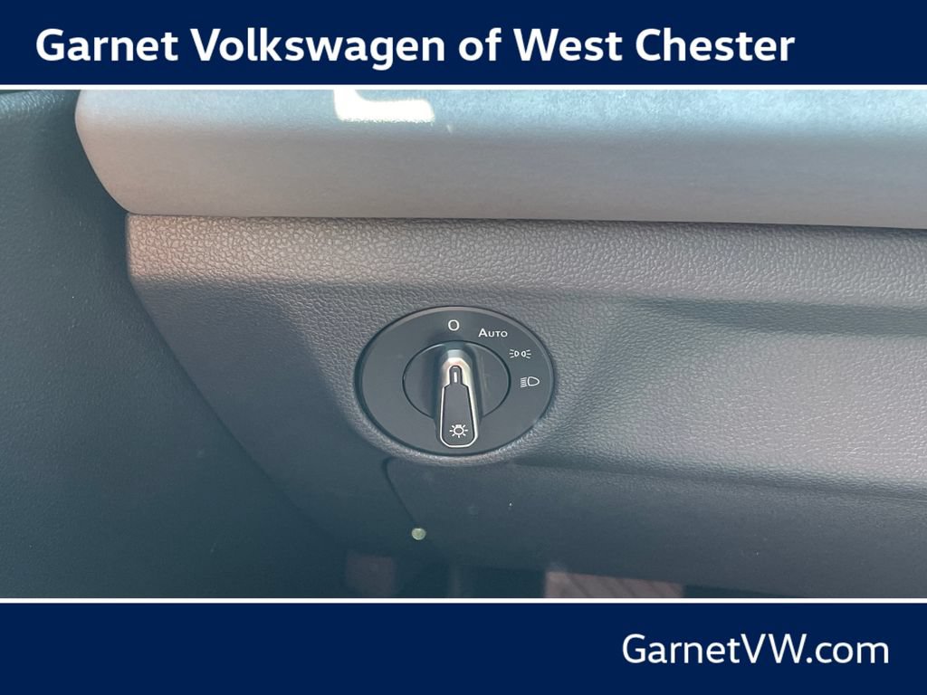 New 2026 Volkswagen Jetta SE FWD image 15
