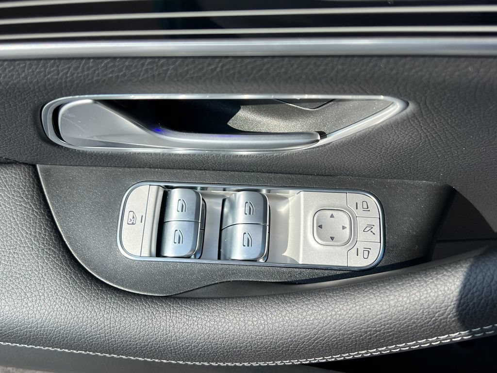 New 2026 Mercedes-Benz GLS 450 4MATIC image 11