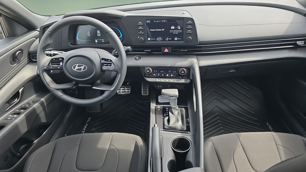 New 2026 Hyundai Elantra Sport FWD image 24