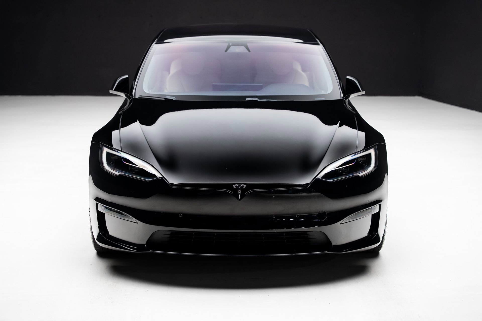 Used 2022 Tesla Model S Plaid image 6