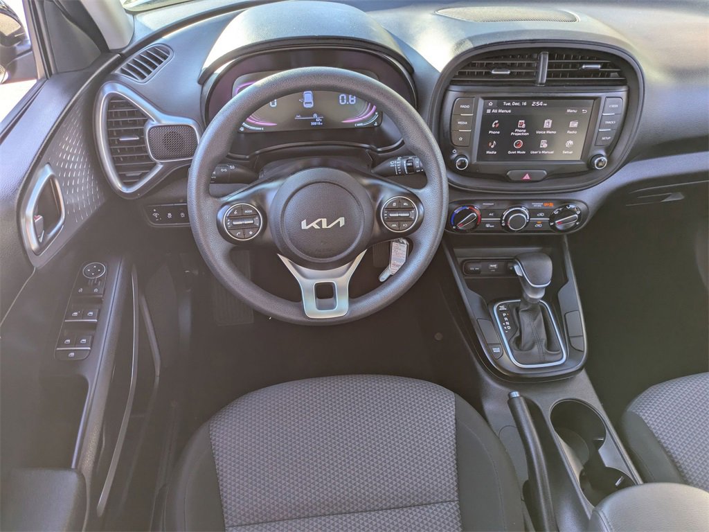 Used 2024 Kia Soul LX w/ Option Group 015 image 25