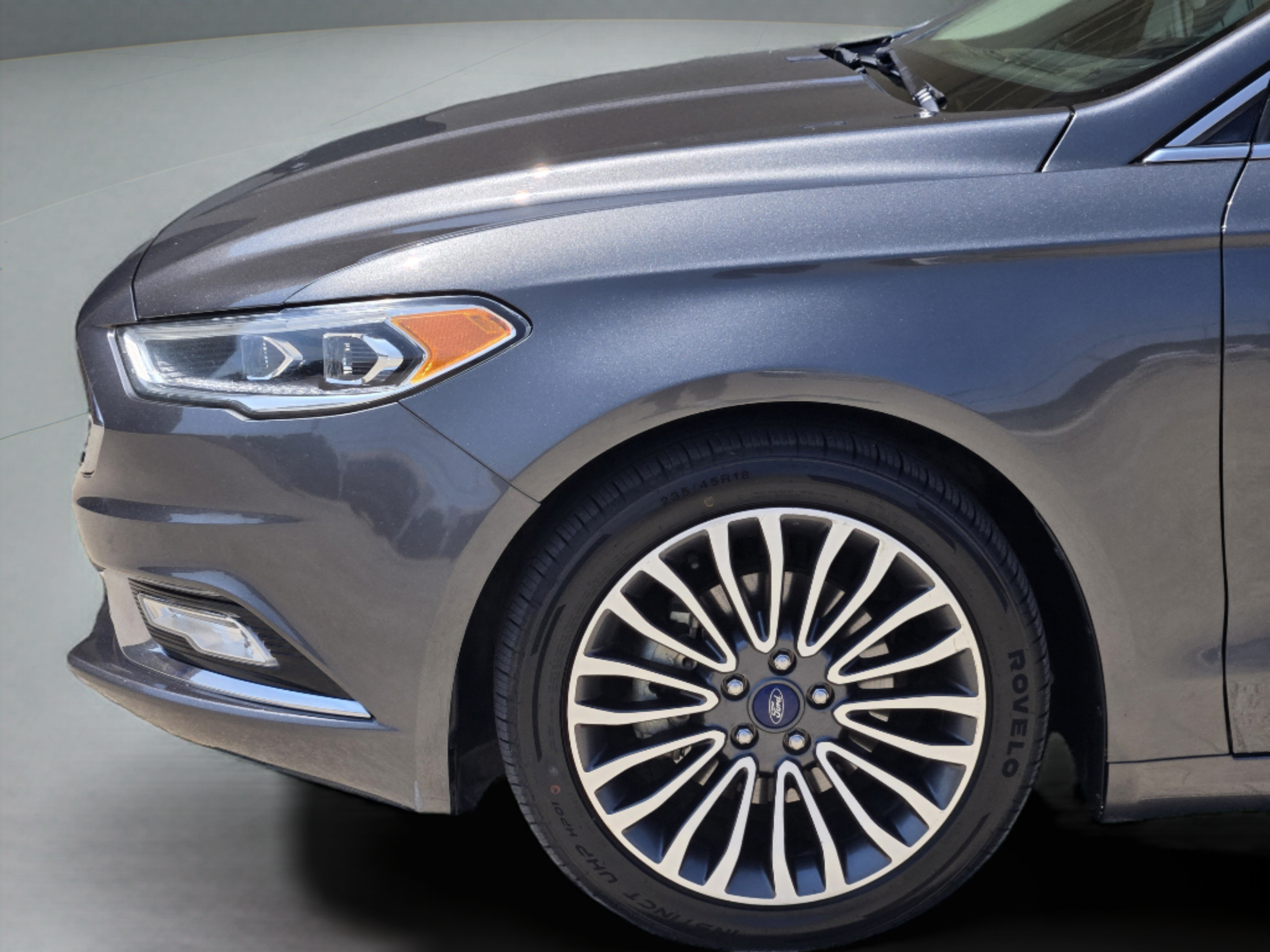 Used 2018 Ford Fusion Titanium AWD/4WD image 31