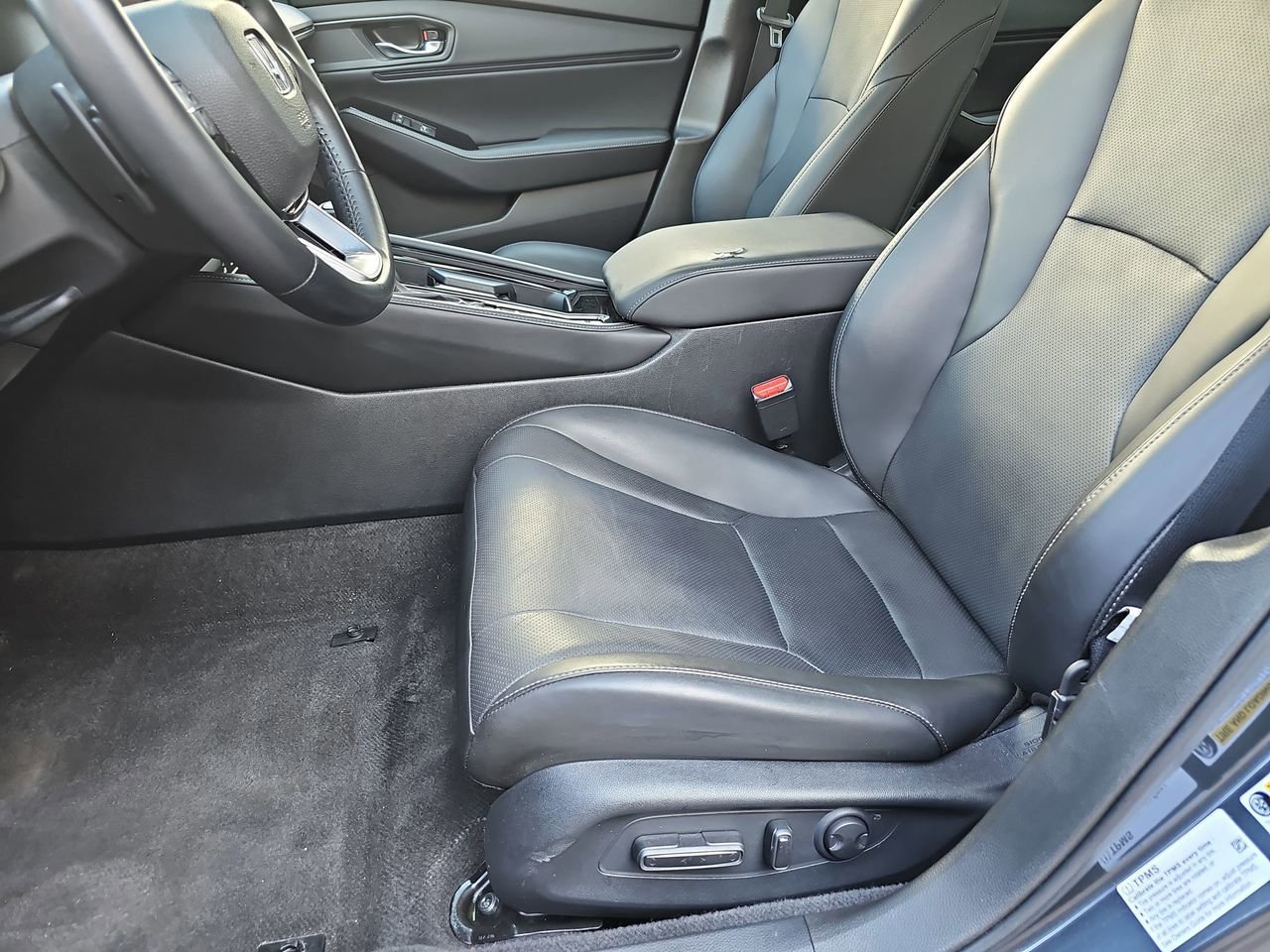 Used 2023 Honda Accord Touring image 18