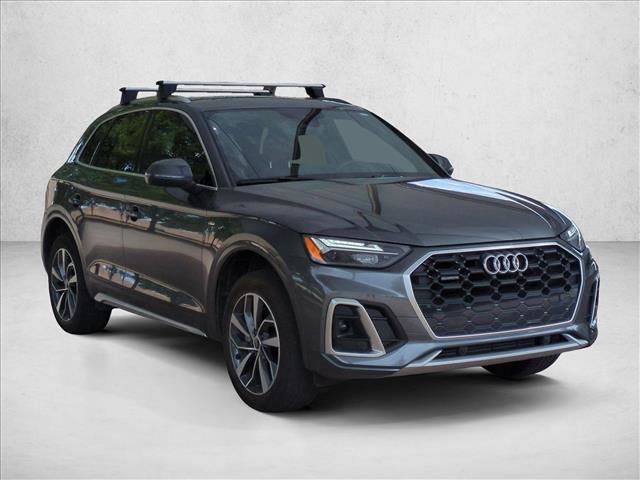 Used 2024 Audi Q5 2.0T Premium w/ Convenience Package AWD/4WD image 3