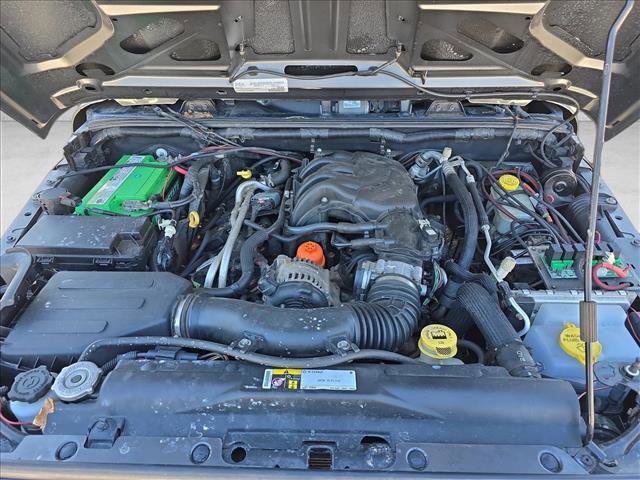 Used 2016 Jeep Wrangler Unlimited Rubicon AWD/4WD image 29