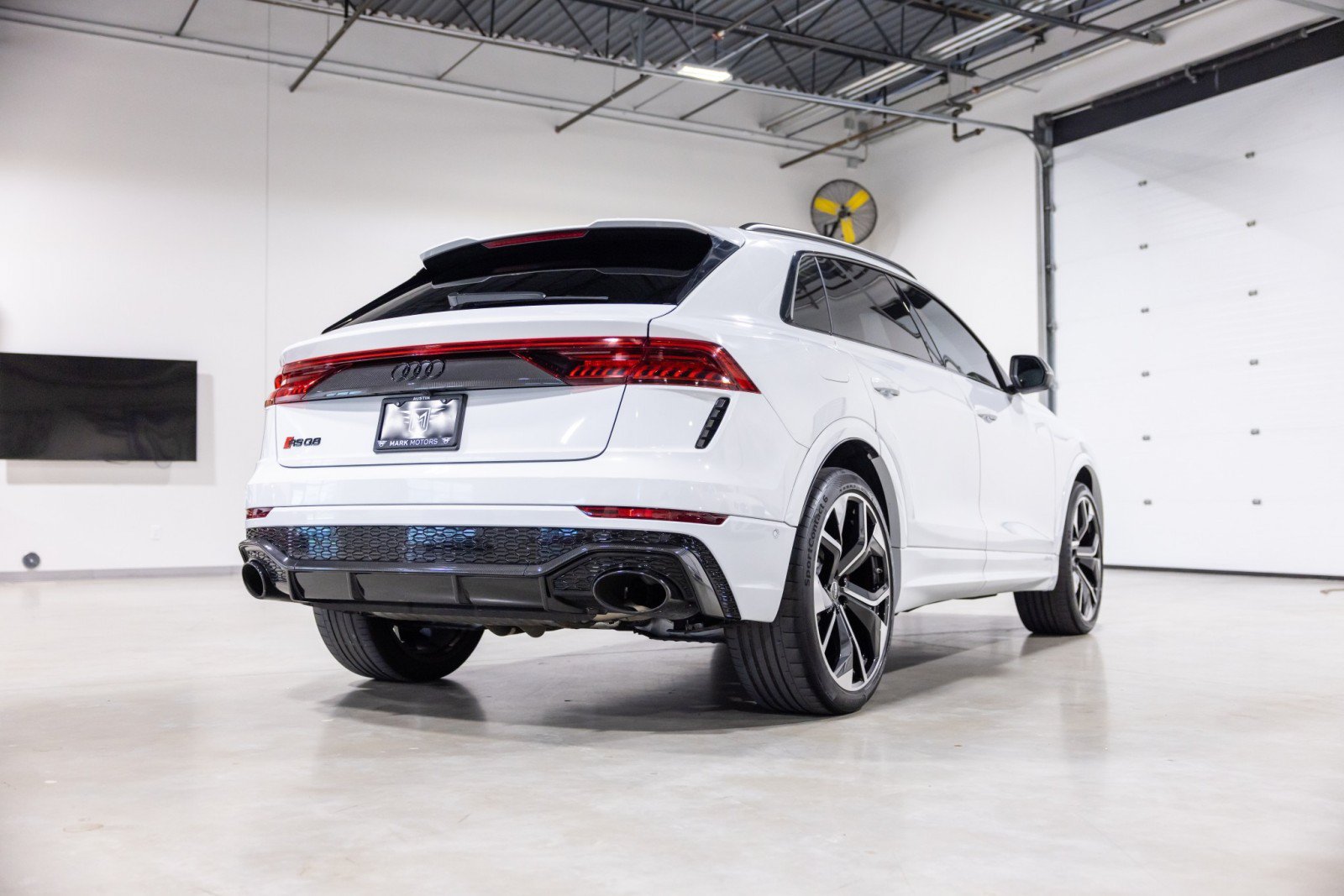 Used 2024 Audi RS Q8 AWD/4WD image 4