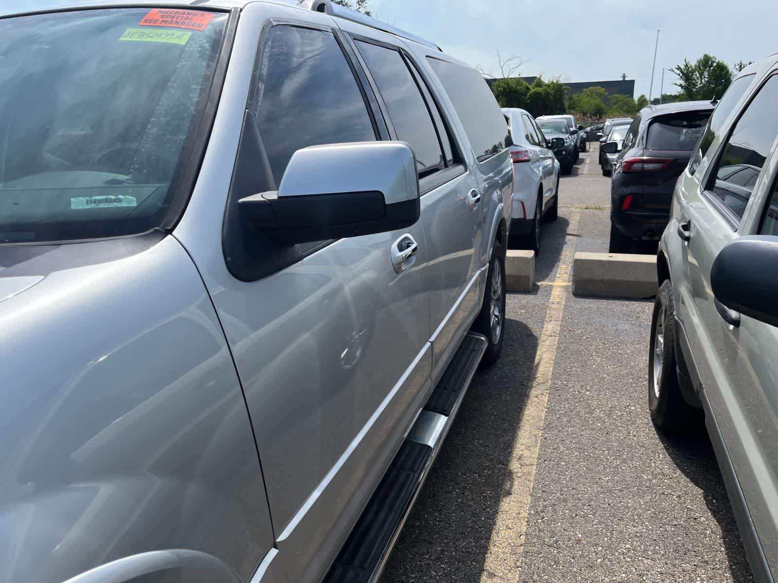 Used 2010 Ford Expedition EL Limited AWD/4WD image 8