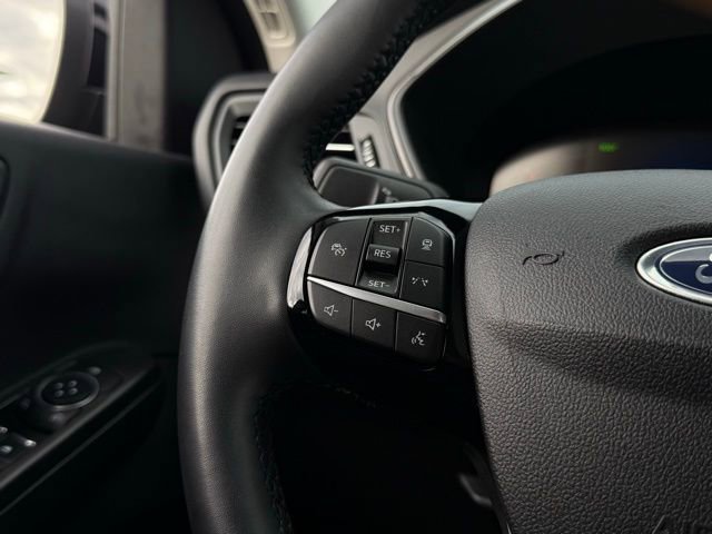 Used 2023 Ford Escape SE image 10