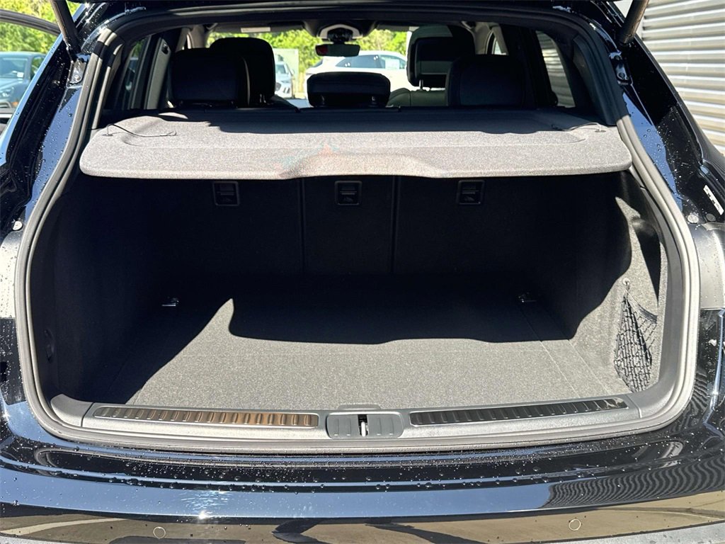 New 2025 Porsche Macan image 26