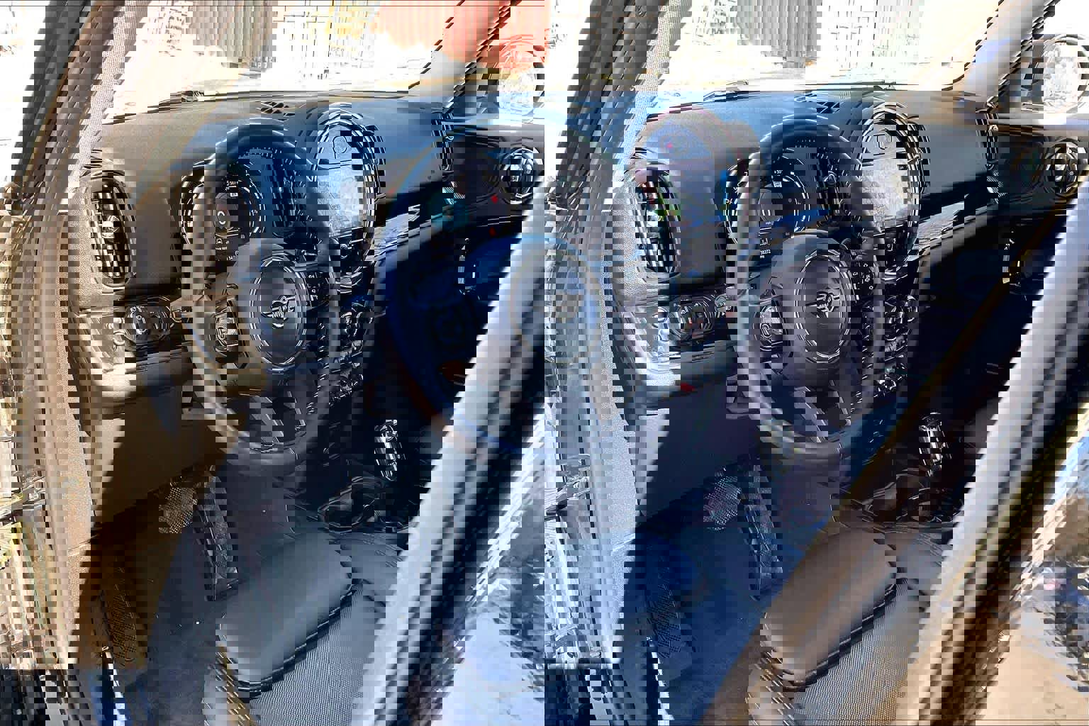 Used 2022 MINI Cooper Countryman S w/ Premium Package image 18