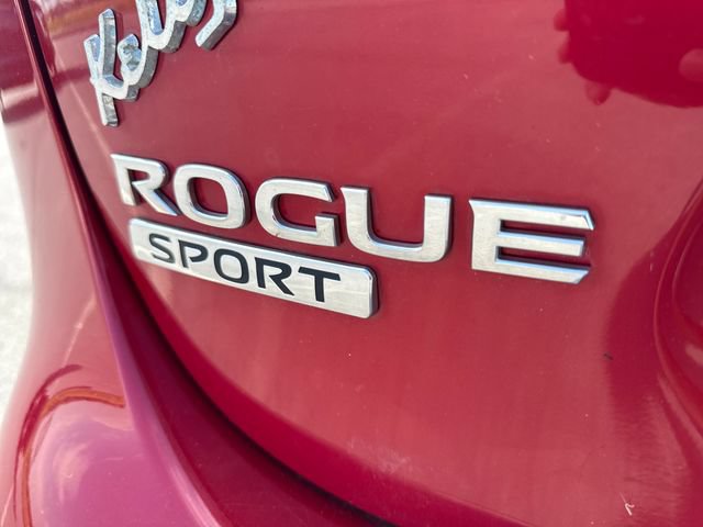 Used 2017 Nissan Rogue Sport SV AWD/4WD image 17