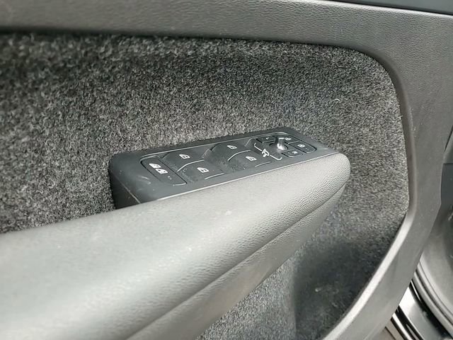 Used 2023 Volvo C40 P8 Recharge Ultimate image 14