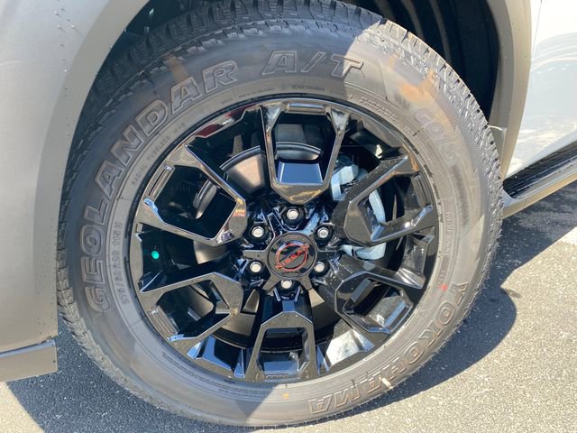 New 2026 Nissan Armada PRO-4X w/ Captain's Chari Seat Package image 11