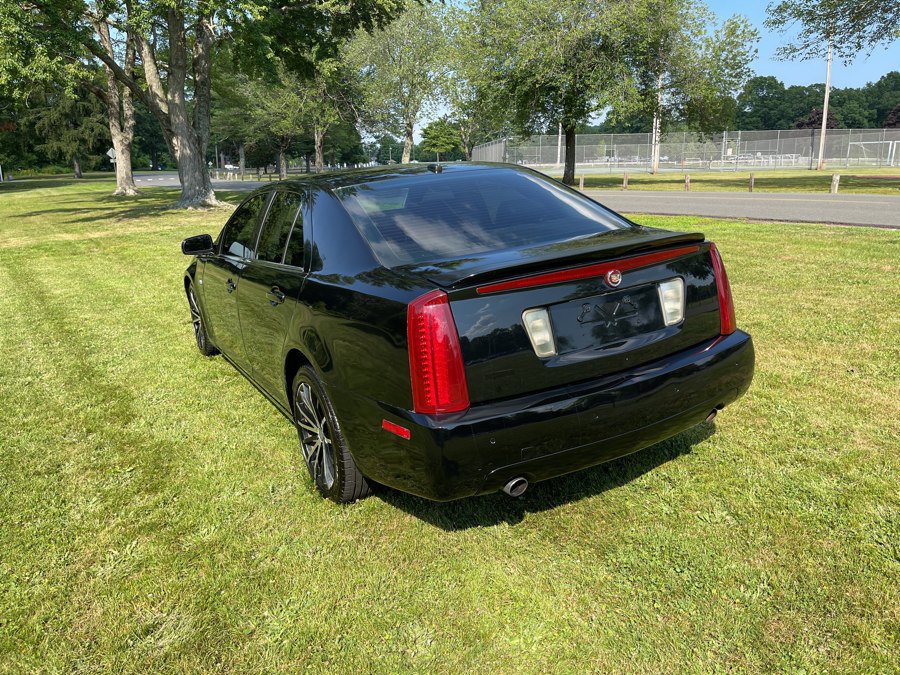 Used 2006 Cadillac STS V8 w/ Preferred Equipment Group RWD image 11