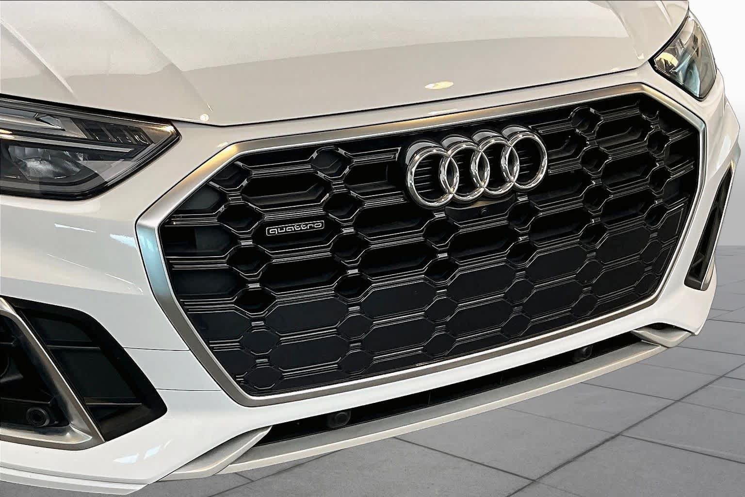 Used 2023 Audi Q5 2.0T Premium Plus w/ Premium Plus Package AWD/4WD image 32