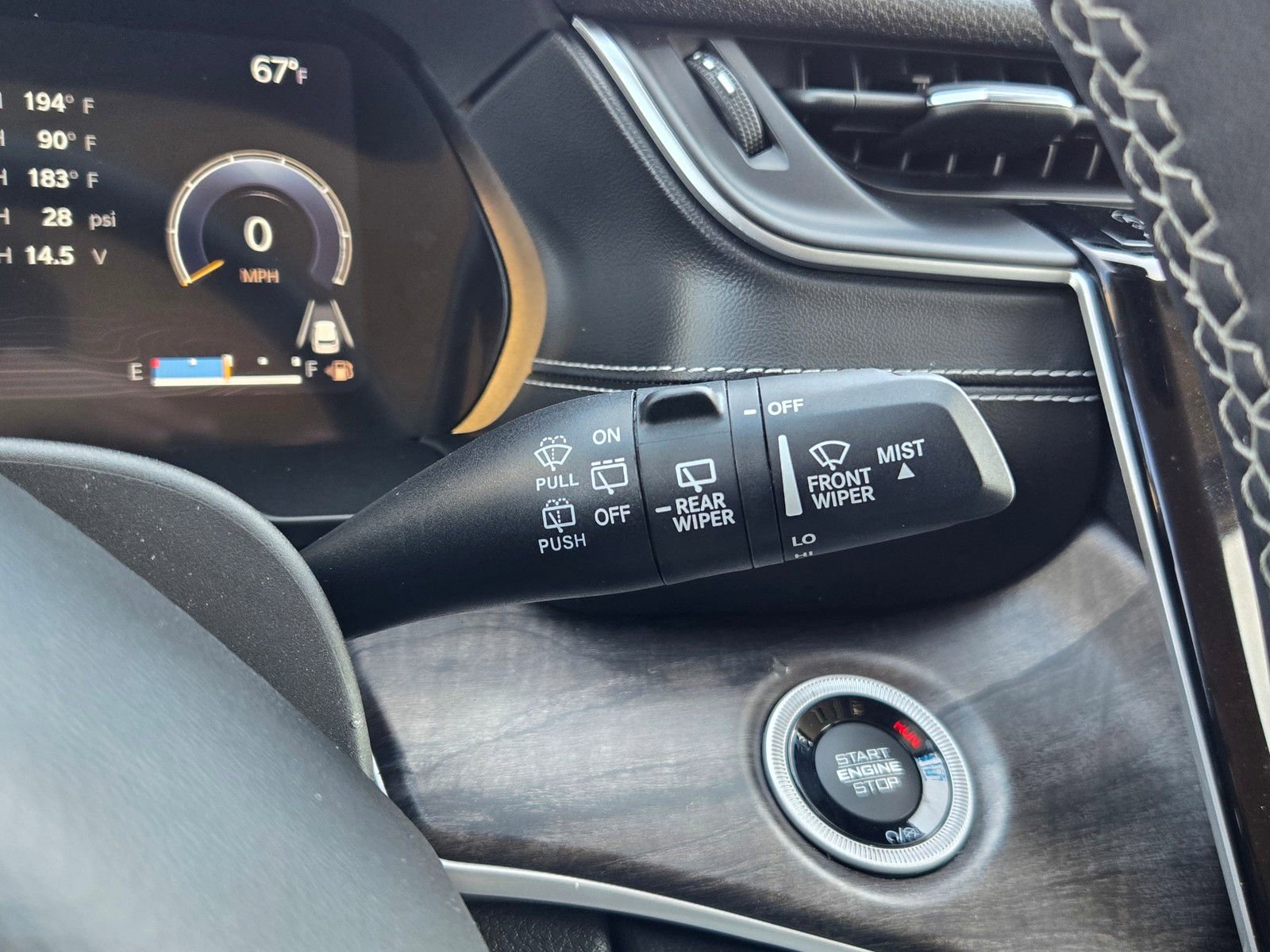 Used 2023 Jeep Grand Cherokee L Limited image 19