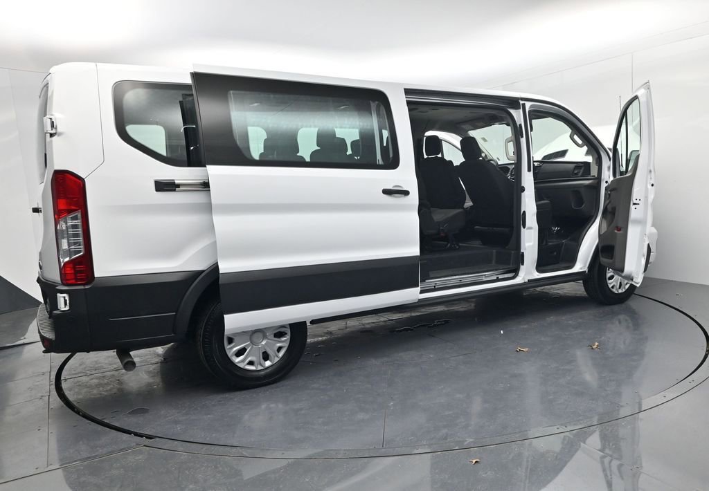 Used 2023 Ford Transit 350 XLT image 63