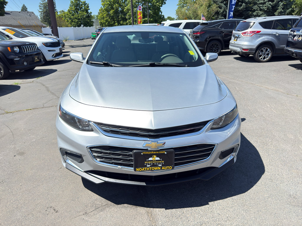 Used 2018 Chevrolet Malibu LT FWD image 12