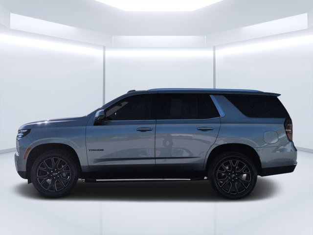 Used 2025 Chevrolet Tahoe LS w/ LPO, Dark Essentials Package RWD image 6