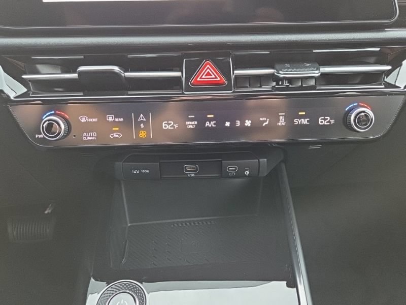 New 2026 Kia Niro Wind FWD image 38