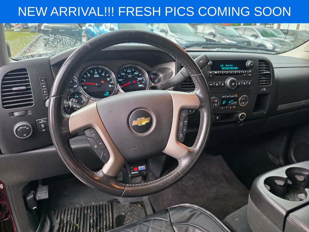 Used 2013 Chevrolet Silverado 1500 LT w/ All-Star Edition AWD/4WD image 7