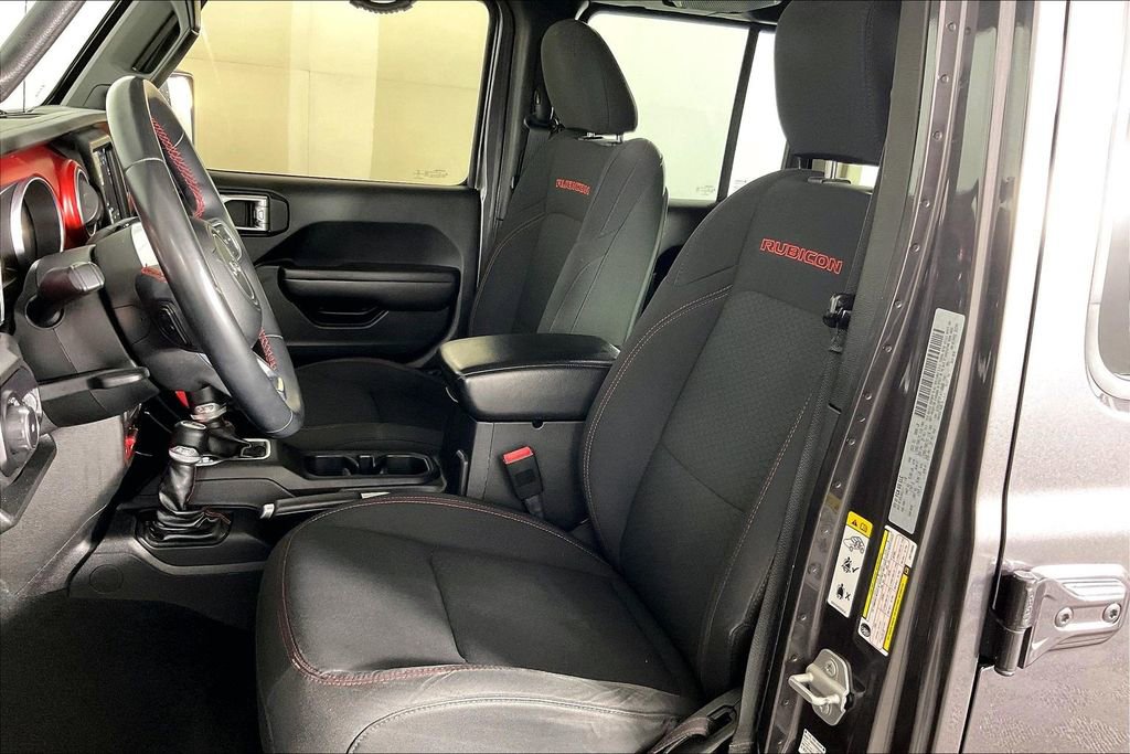 Used 2018 Jeep Wrangler Unlimited Rubicon AWD/4WD image 35