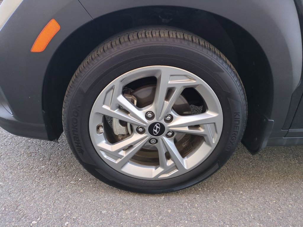 Certified 2023 Hyundai Kona SEL image 12