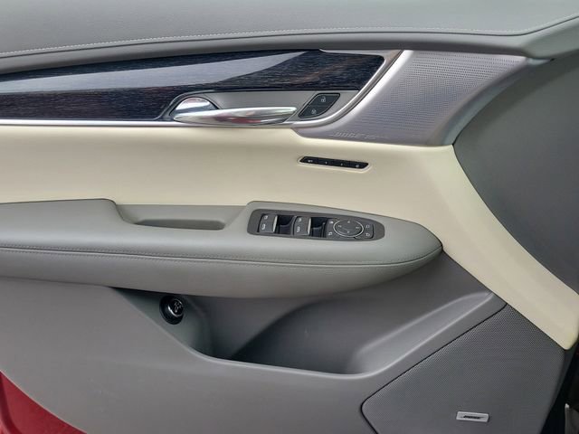 Used 2024 Cadillac XT6 Premium Luxury image 15