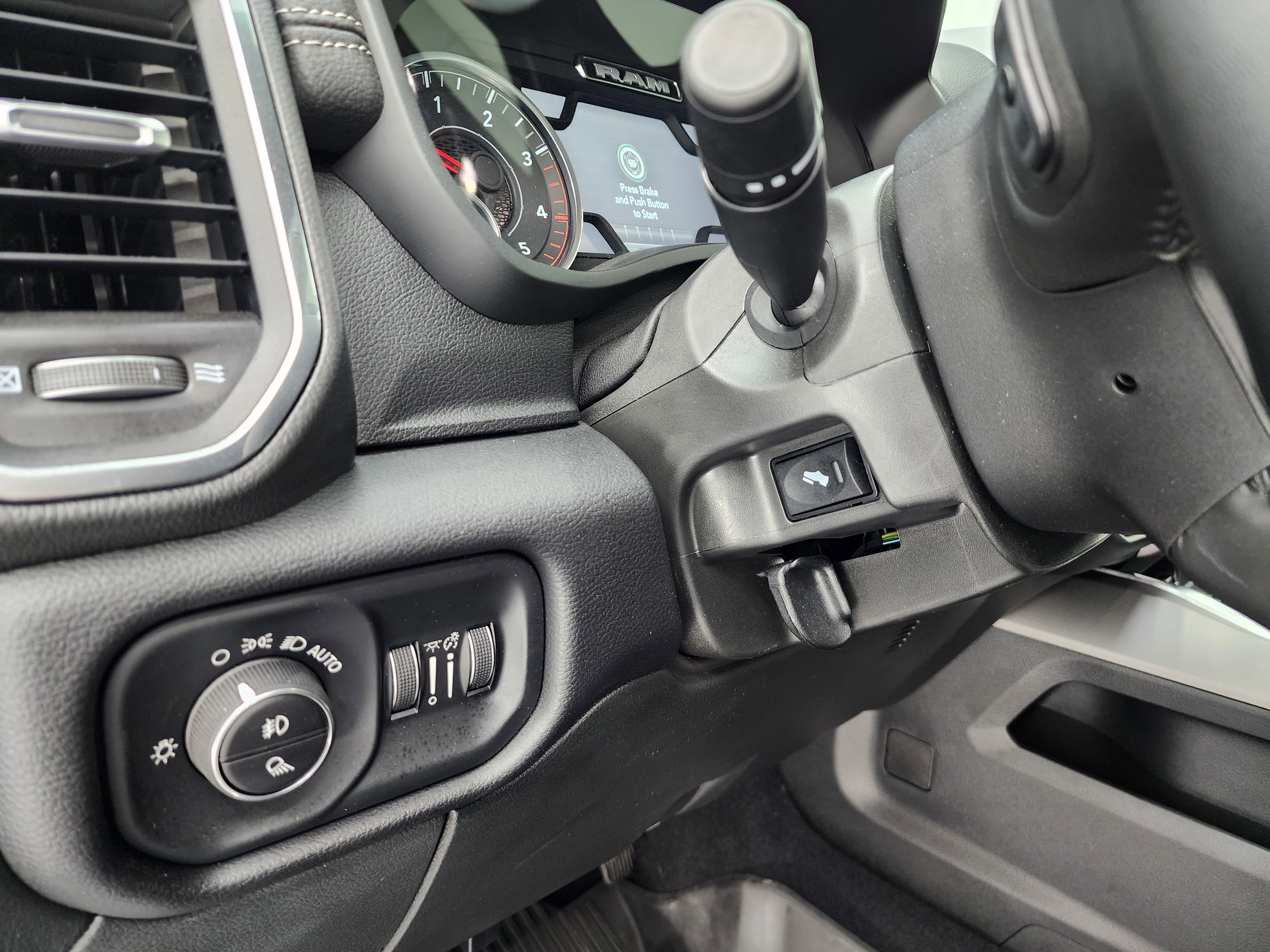 Used 2024 RAM 2500 Laramie w/ Night Edition image 47