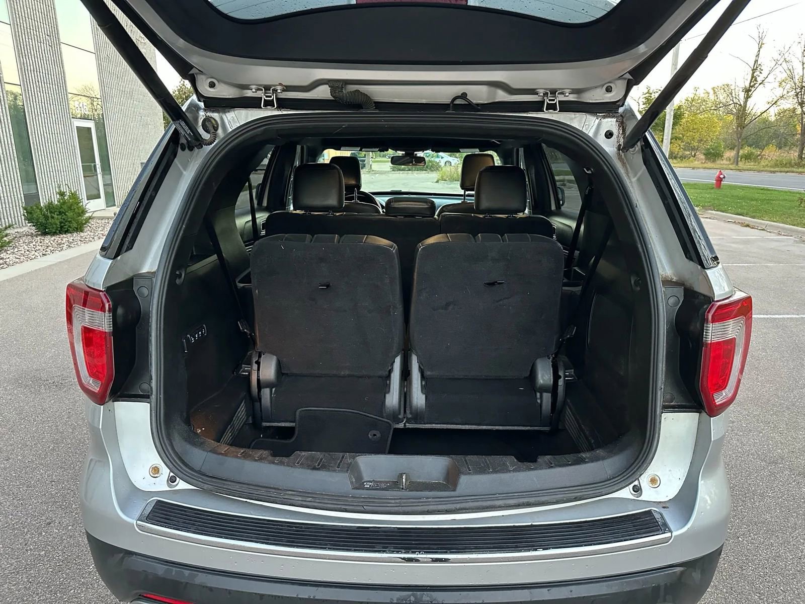 Used 2018 Ford Explorer Limited w/ Equipment Group 301A image 19