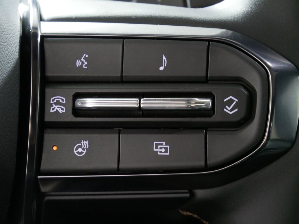 New 2026 GMC Terrain AT4 w/ Convenience Package III image 23