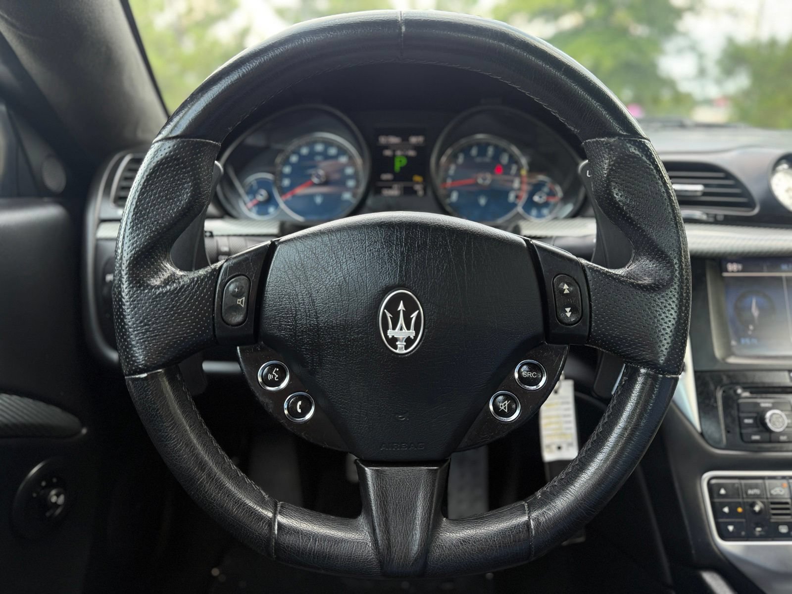 Used 2013 Maserati GranTurismo Sport RWD image 25